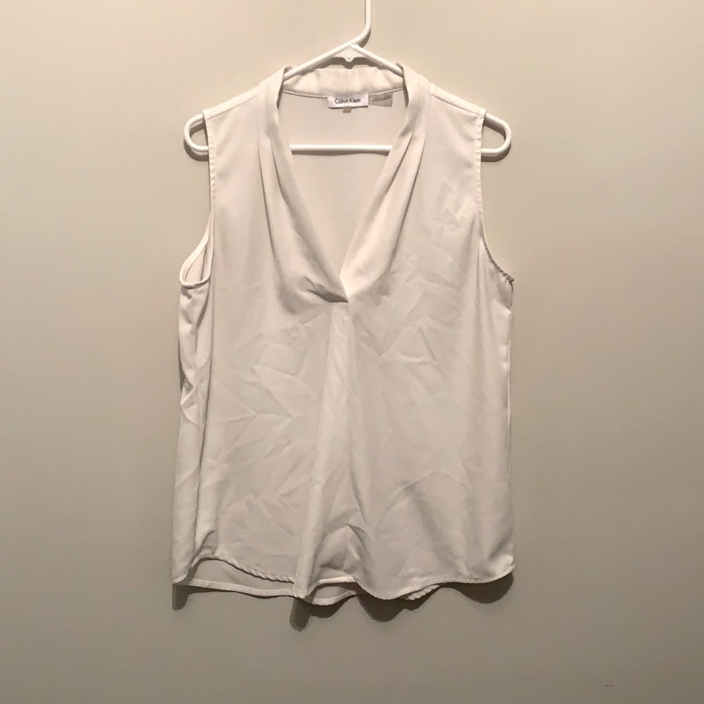 Calvin Klein white v-neck blouse. Sz L